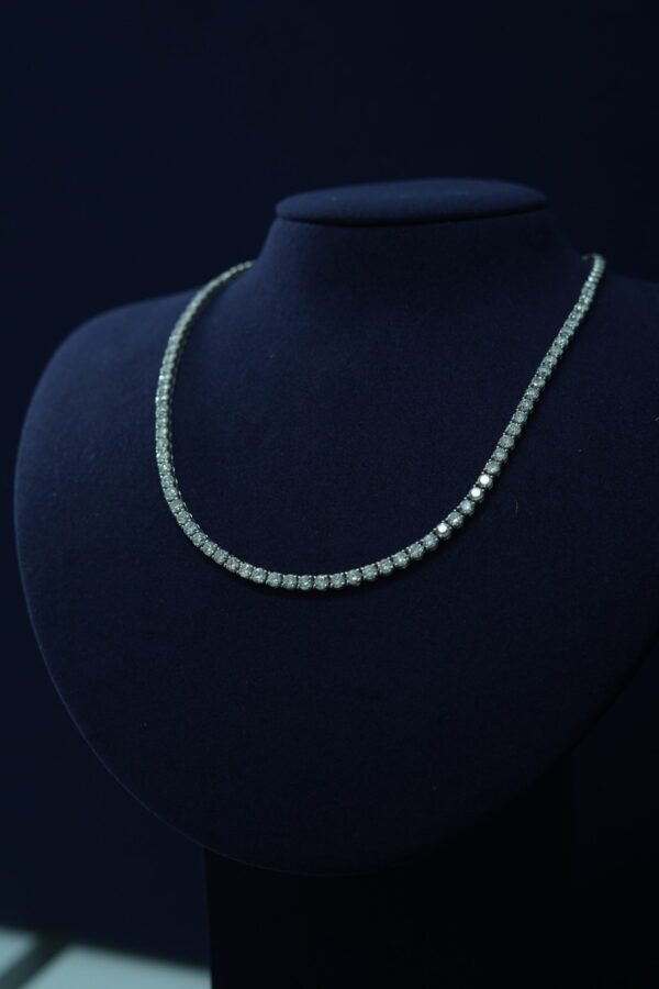 Auréla Classic 10.1CT Natural Diamond Tennis Necklace