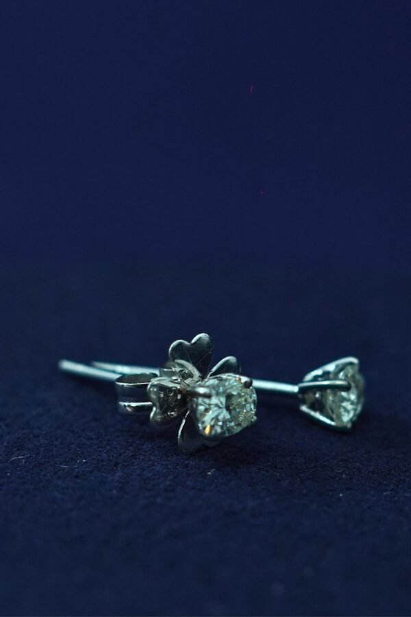 Petite Bloom Diamond Studs