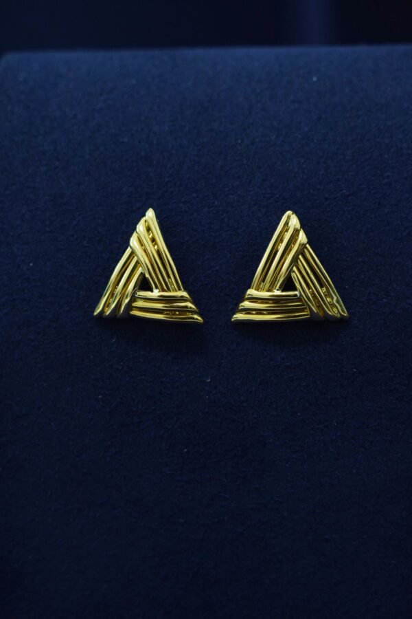Triad Lines Studs