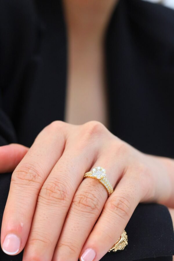Solana Gold Cluster Diamond Ring – 1 Carat | 18K Gold - Image 2